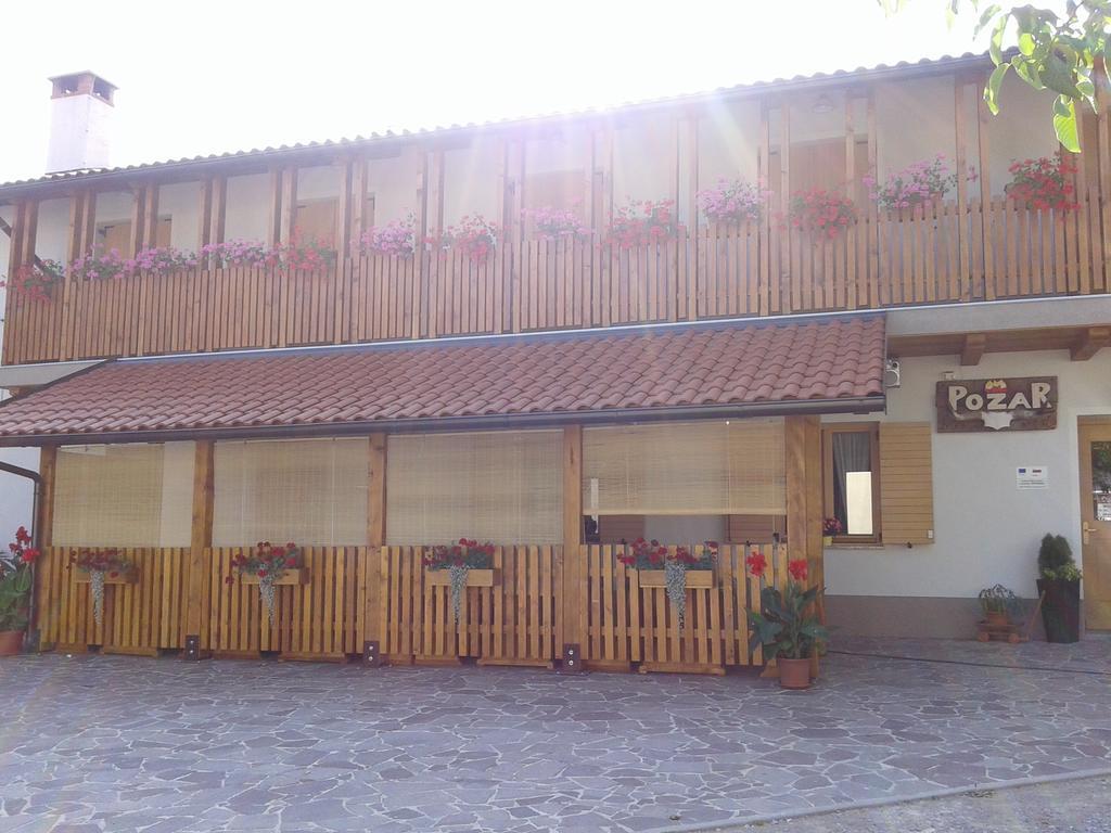 Knezak Turisticna Kmetija Pri Pozarju 빌라 외부 사진